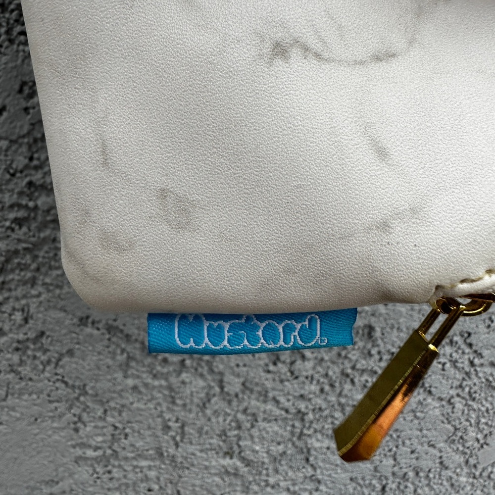 Marble Accessory Pouch - Picture 4 of 4